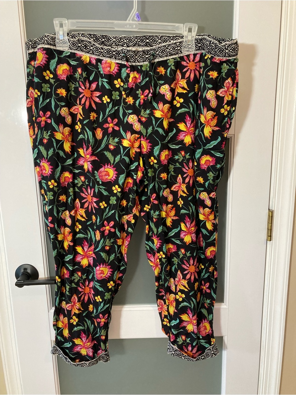 Sundance Leia Floral Print Crop Pants -XXL- Drawstring Waist - Beautiful Print!